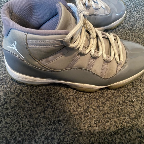 Men cool greys Jordan 11 - Picture 2 of 9